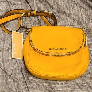 MK Michael Kors Bedford Flap Crossbody